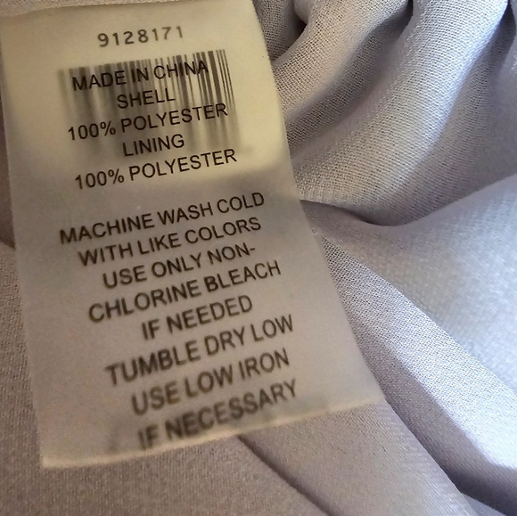 Feminine & Elegant Lavender Off the Shoulder Top from Vince Camuto, XL,Stunning! - Picture 6 of 7